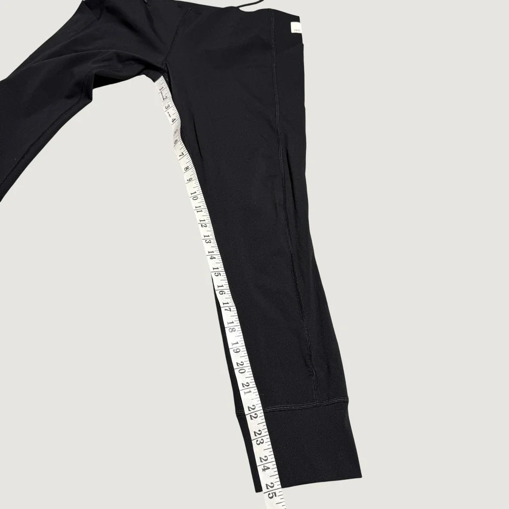 Vuori daily jogger